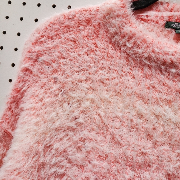 Wild Fable Fuzzy Cropped Sweater XS NWT - Picture 2 of 6